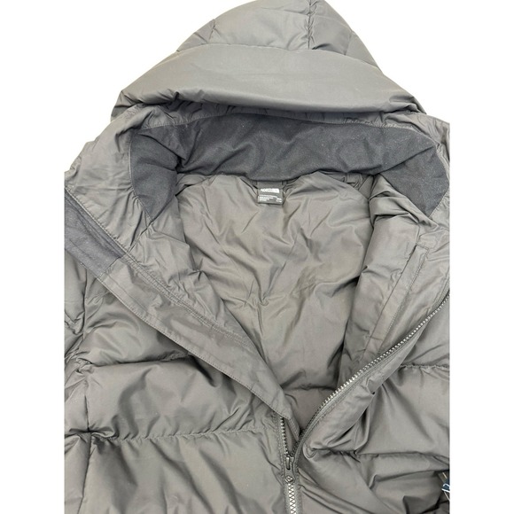 The North Face Women's Metropolis Parka in TNF Black, size 2XL - Picture 2 of 4